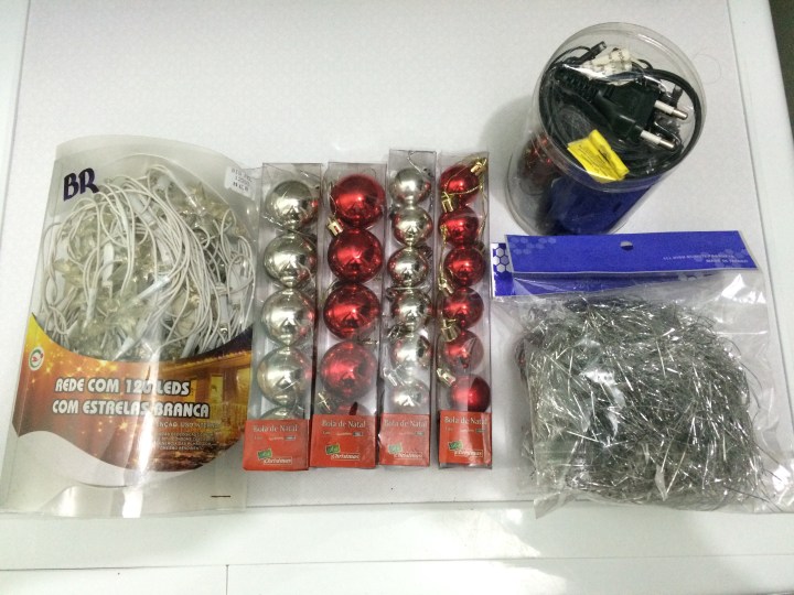 Organizando Enfeites Natal - Blog Organizer by Valéria Angelotti